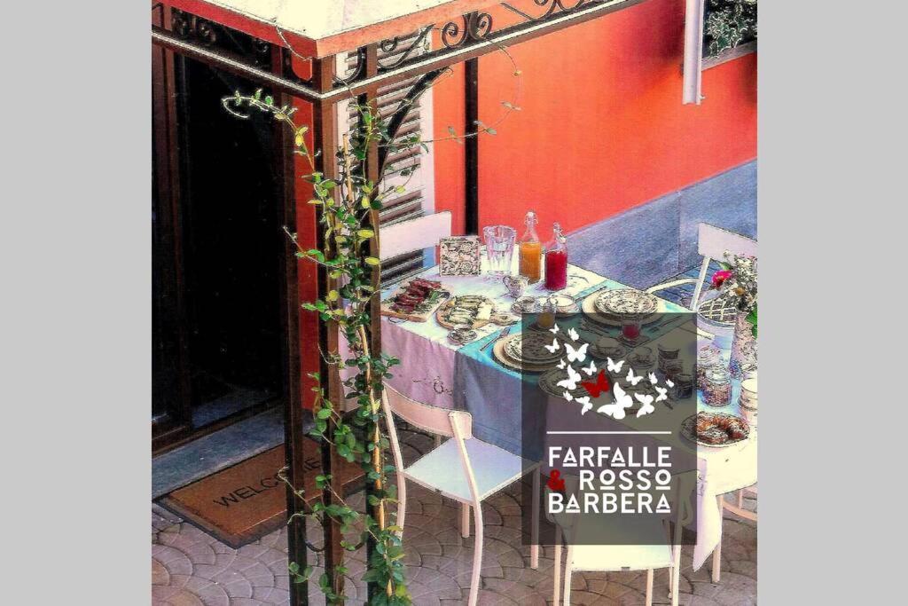 Appartamento Vacanze / Holiday Flat Farfalle&Rossobarbera Montegrosso dʼAsti Extérieur photo